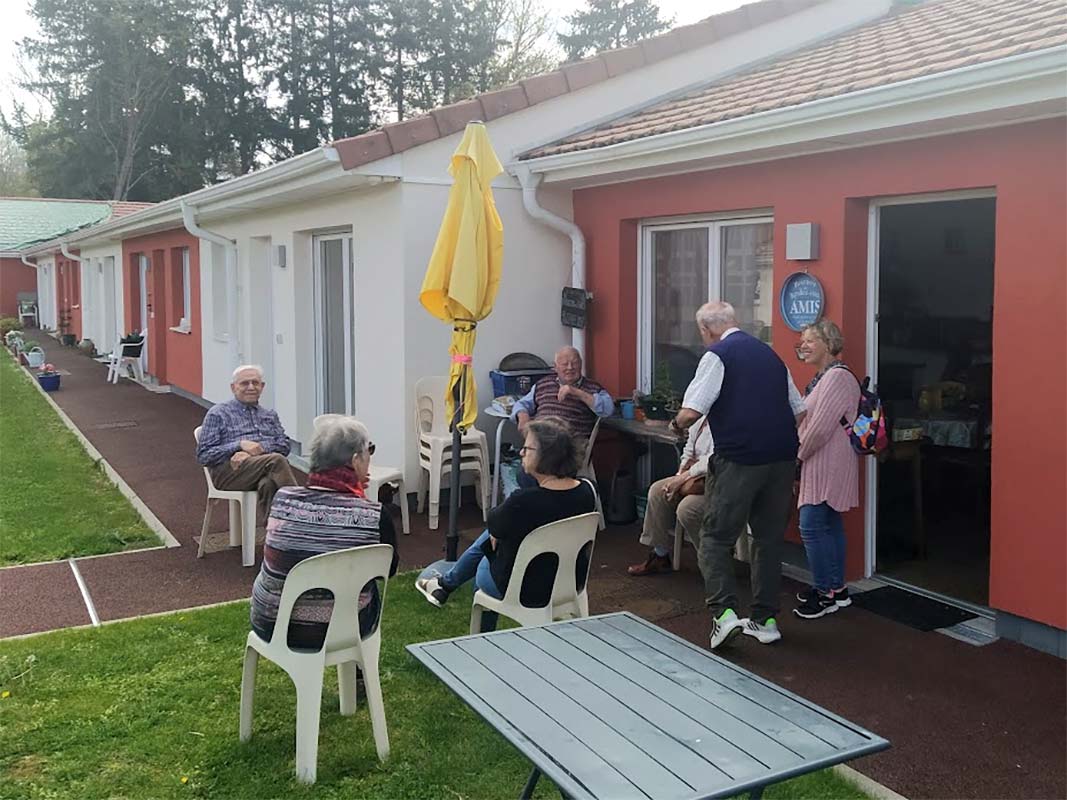 Apéritif au béguinage de Paray-le-Monial